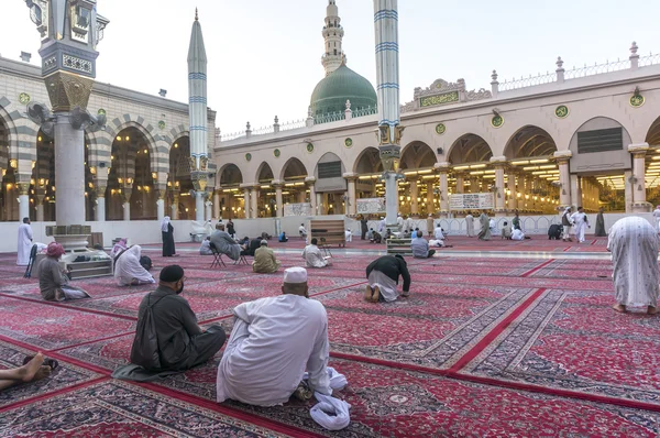 23 GÜN RAMAZAN'I KARŞILAYAN EKONOMİK UMRE 