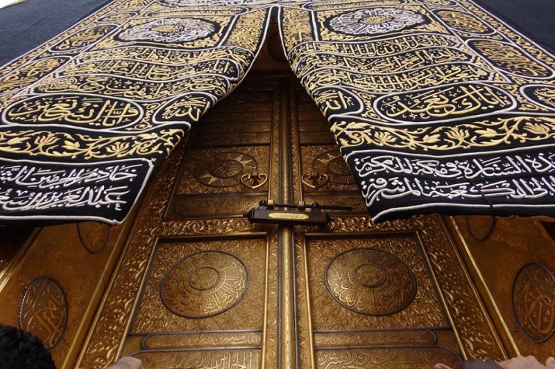 14 GECE GÜN LÜKS UMRE (OKUL YARIYIL TATİLİ)