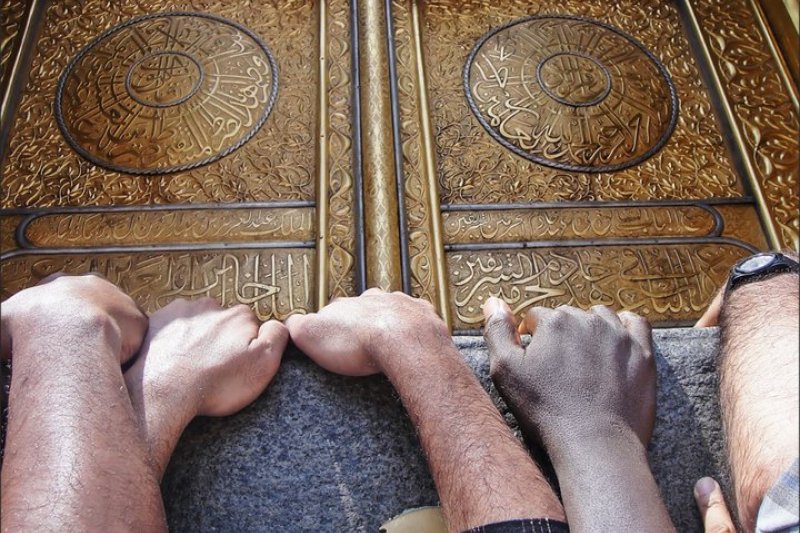 7 GECE 8 GÜN LÜKS UMRE 